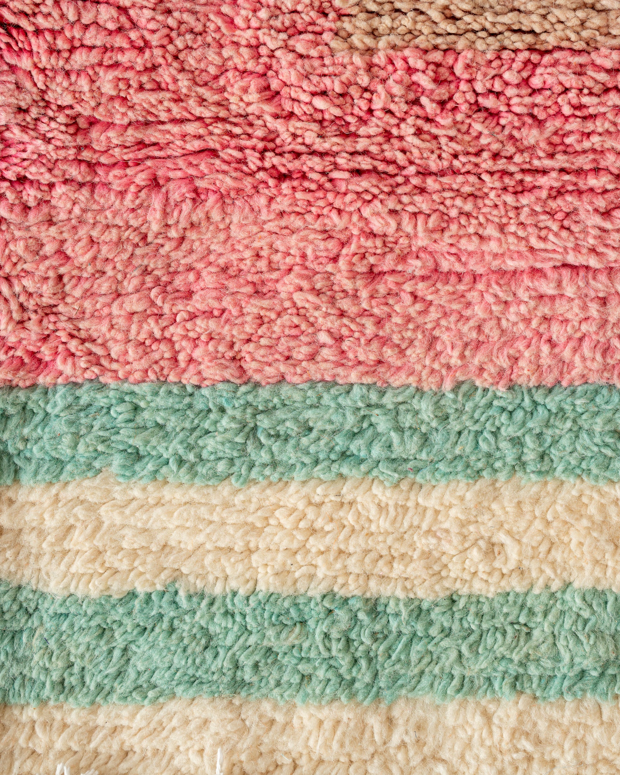 Teppich blau/rosa, handgeknüpfter nachhaltiger rosafarbener Teppich aus Marokko