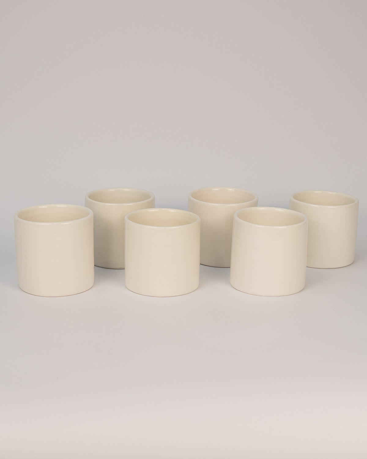 Handgemachter Kaffee Becher Keramik - Manufaktur Tasse matt weiß