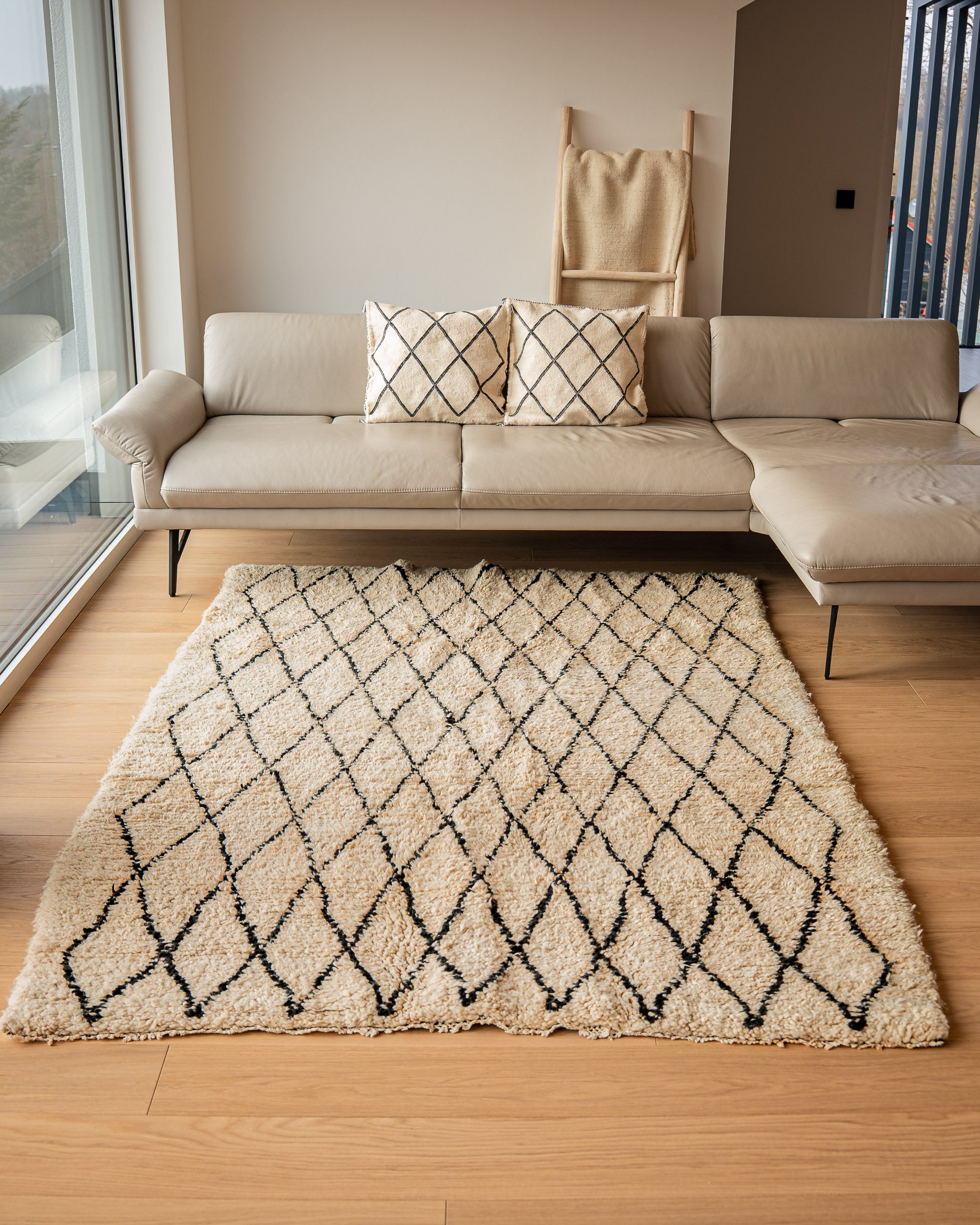 Teppich schwarz-weiß gestreift aus Beni Ourain günstig kaufen