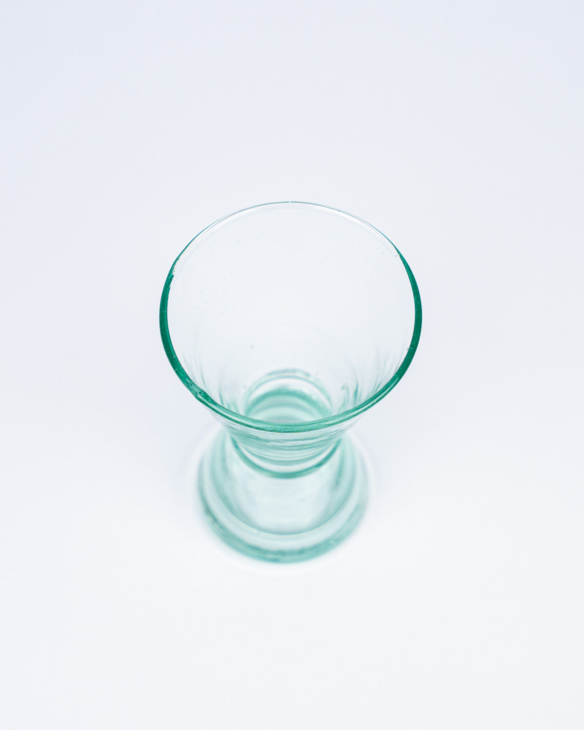 Handmade Weinglas mundgeblasen, transparent und hochwertig - bei MOGADOR kaufen