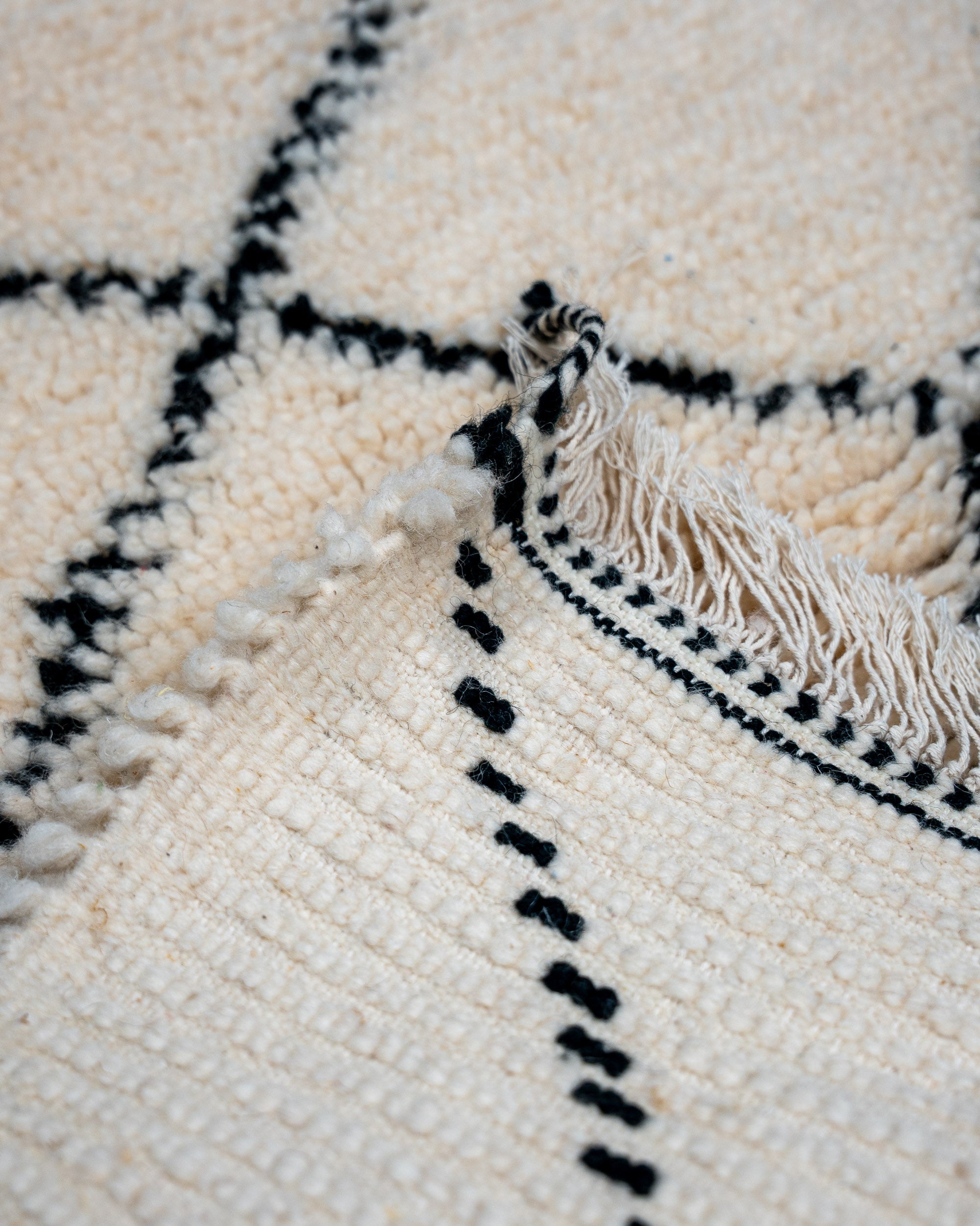berber teppich weiß schwarz
