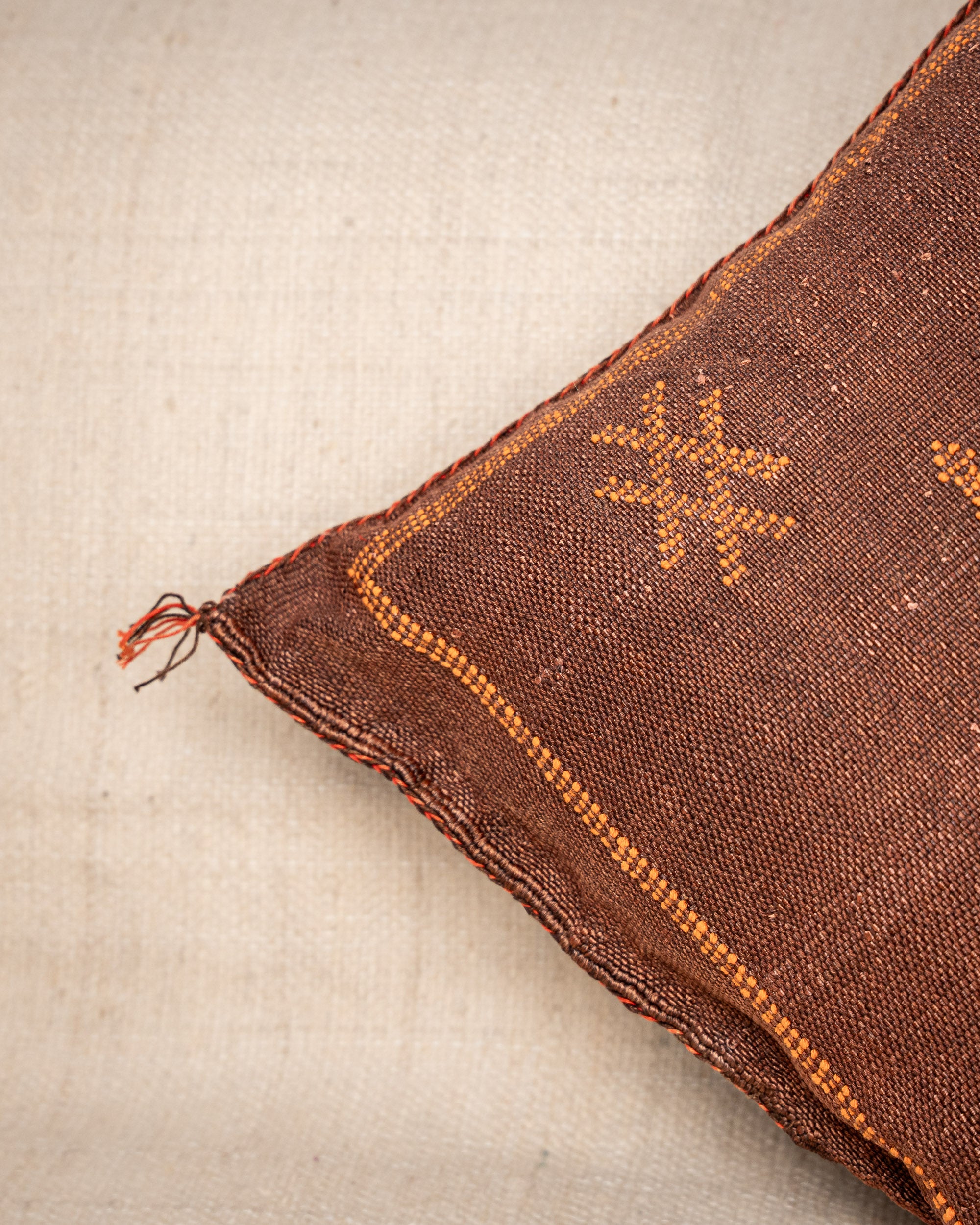 Schöne bunte Kelim Kissenhüllen boho Style - Berber Kaktus Seiden Kissen braun bei MOGADOR