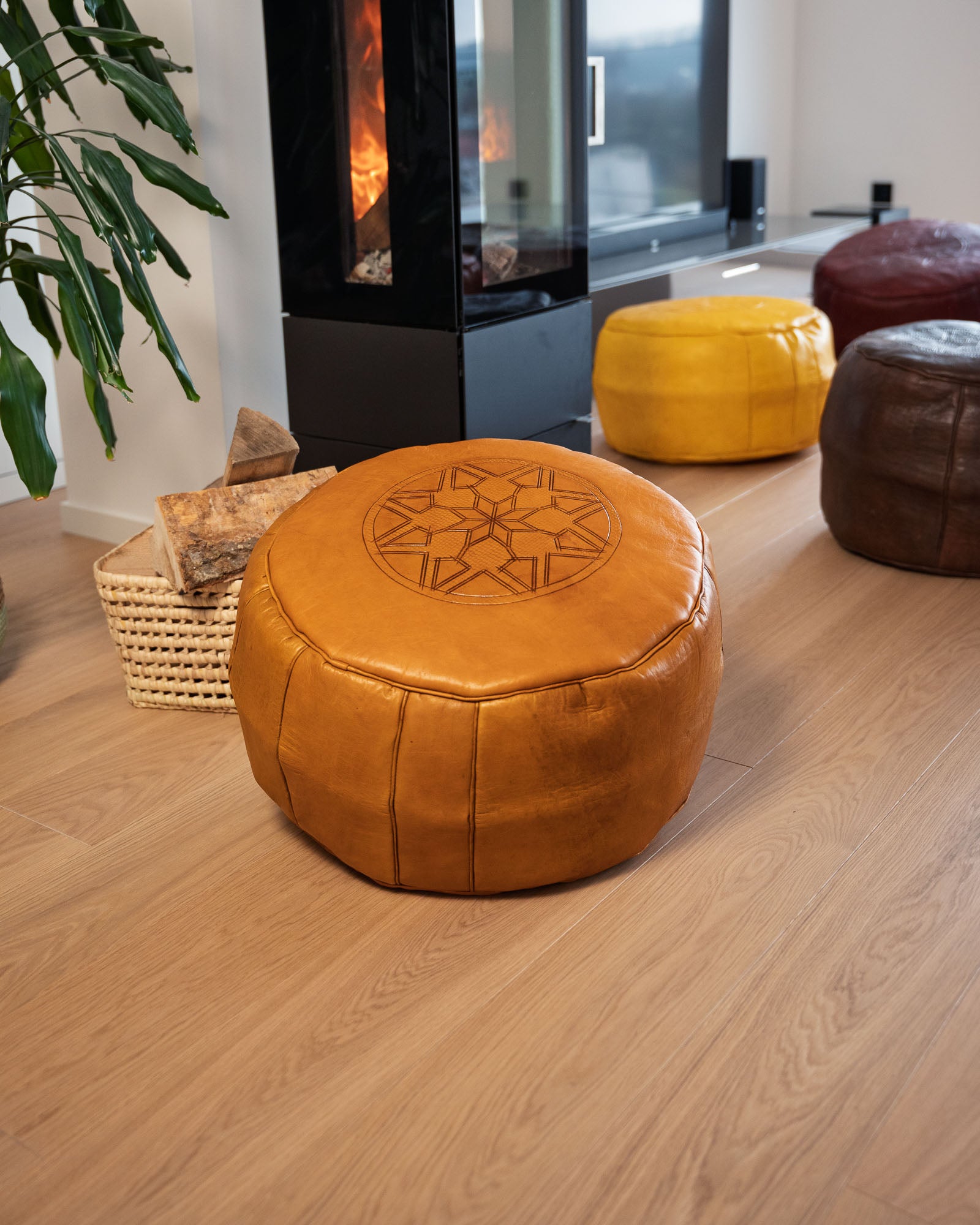 Ottomans Pouf aus Leder in Hellbraun
